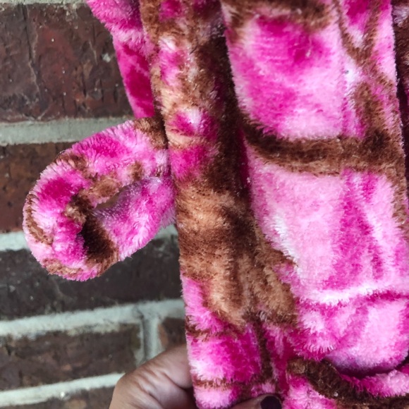 Fancy Girlz Brand Pink Camo Fleece Robe Size Medium Missing Tie Belt - Picture 3 of 6